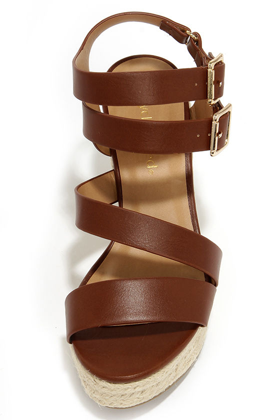 tan small wedge sandals