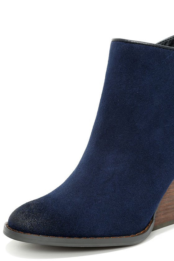 navy blue wedge booties