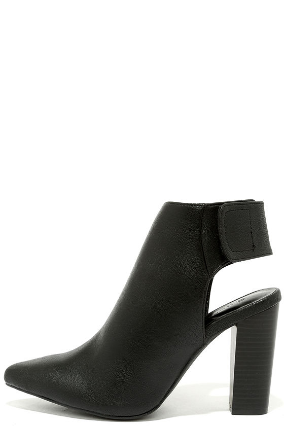 pointed black bootie