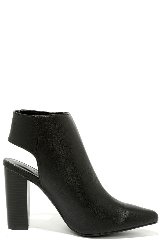 pointed black bootie