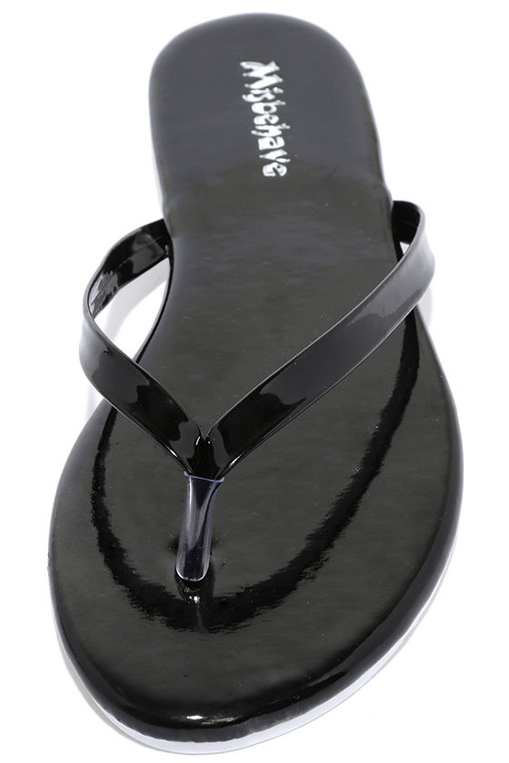 patent black flip flops