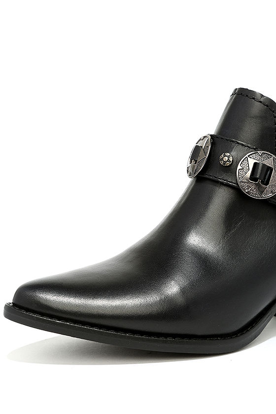 steve madden vintage black booties