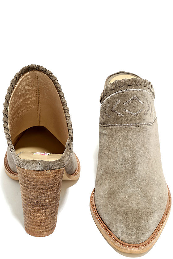 chinese laundry suede mules