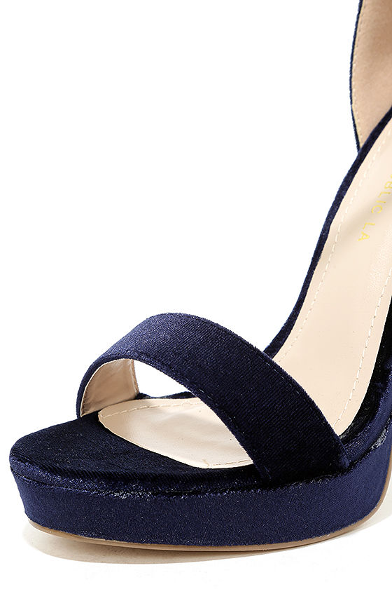 blue velvet high heel shoes