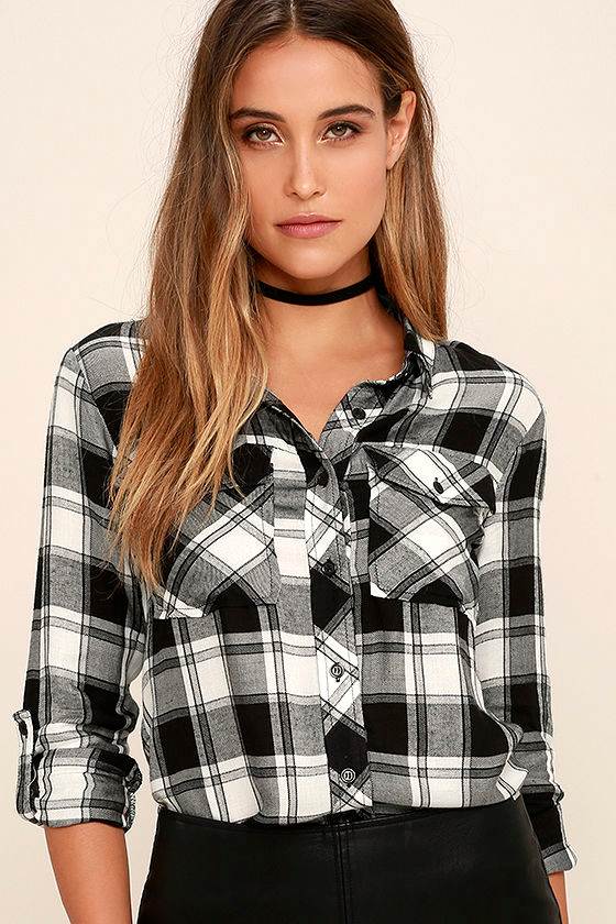 Cozy Black and White Plaid Top ButtonUp Top Flannel Top 48.00