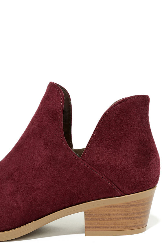 flat red booties