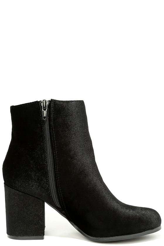 CC Ankle Boots In Black Velvet With Bow Tie 144659