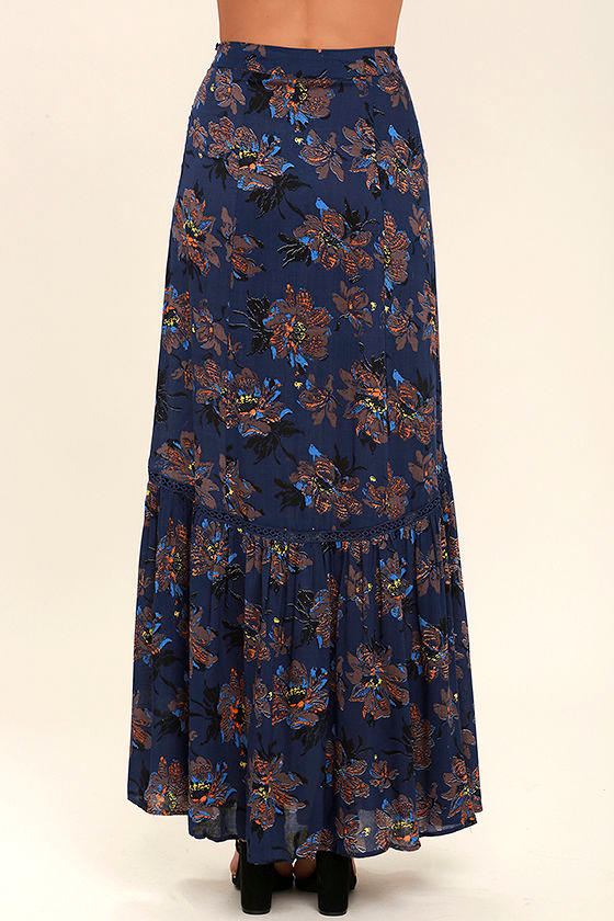 Navy blue floral print pleated maxi skirt