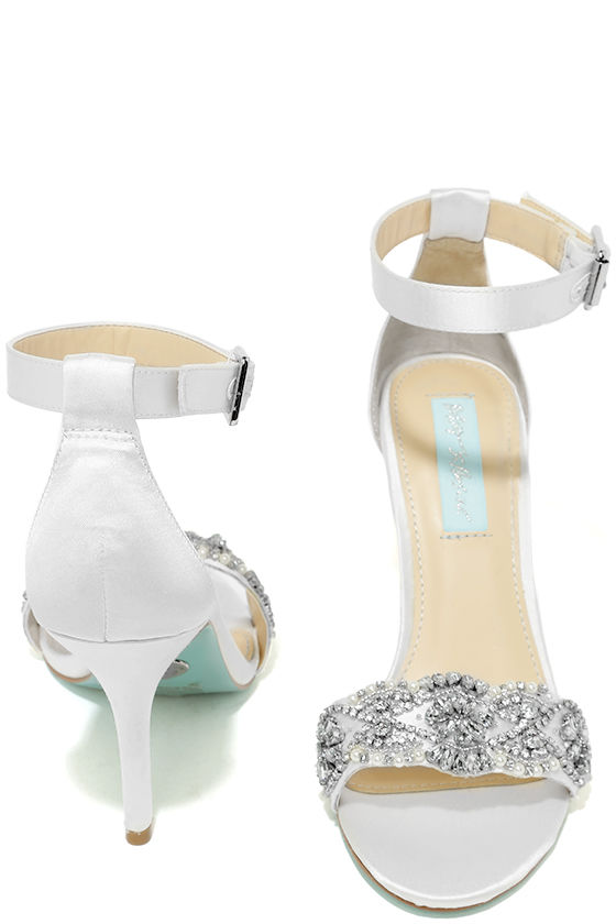 blue by betsey johnson gina ivory