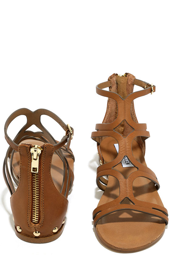 steve madden tan sandals