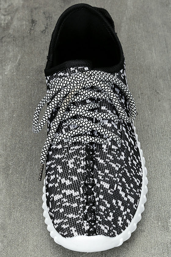 Cool Black and White Knit Sneakers Knit Athletic Shoes Black