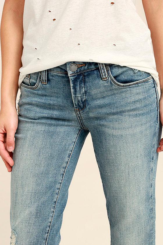 Blank NYC Deep Cuff Straight Medium Wash Jeans Distressed Jeans 98.00