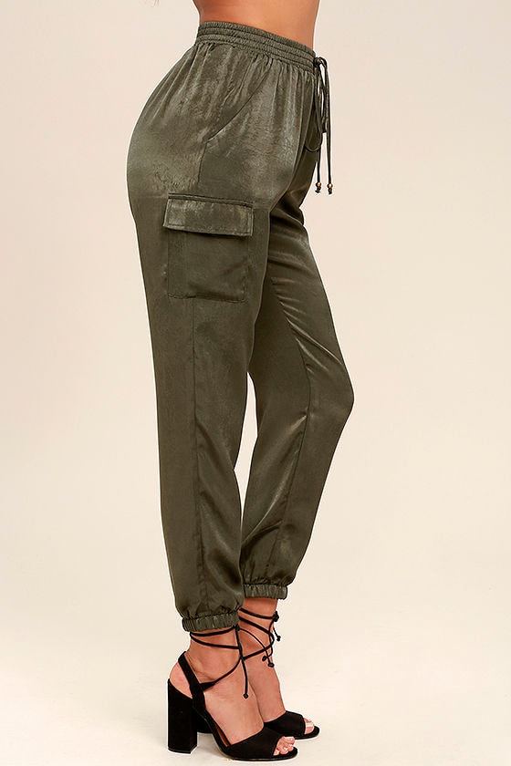 olive jogger pants womens