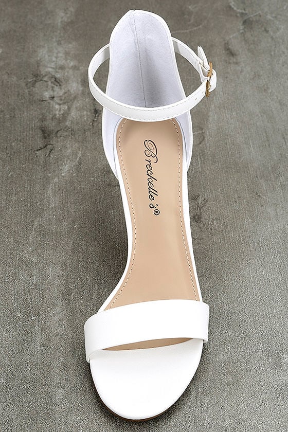 most comfortable ankle boots with heel