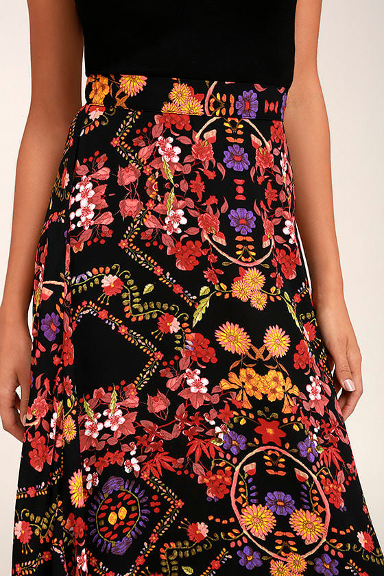 ladies puff sleeve dress