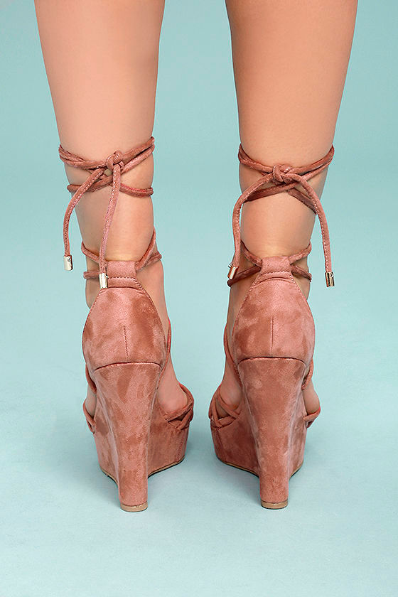 dusty pink wedges