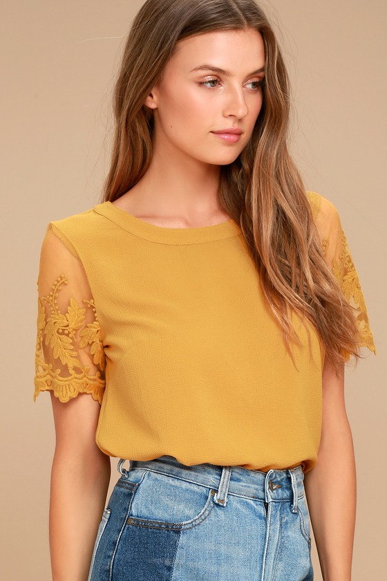 pale yellow top