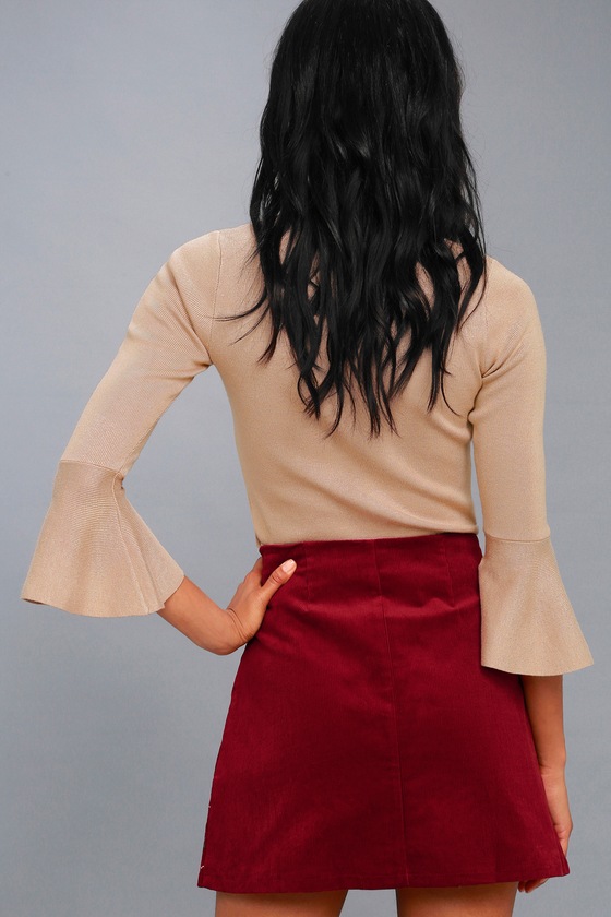 burgundy corduroy skirt outfit