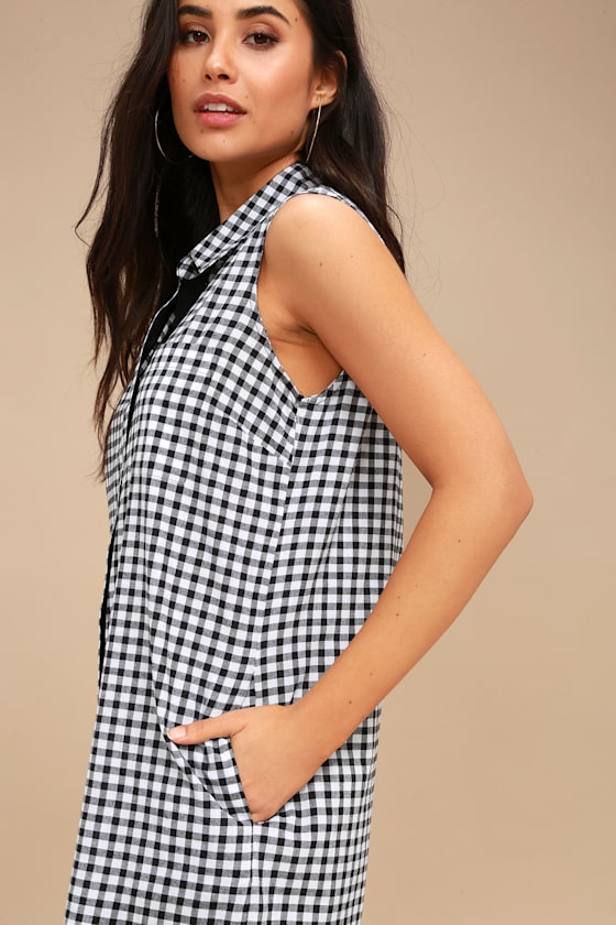 Chic Black and White Gingham Dress Shift Dress