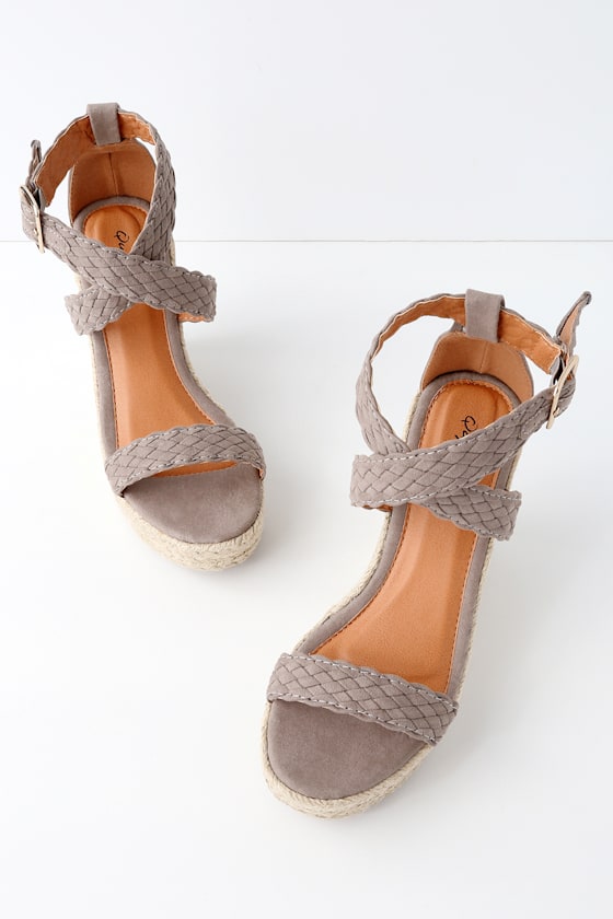 taupe color wedges