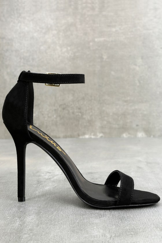single strap heels wide