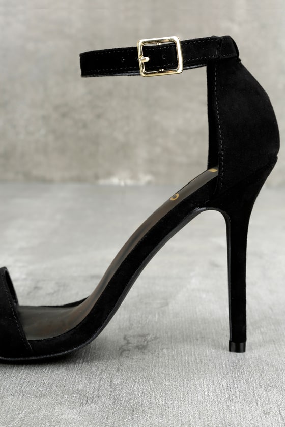 single strap heels wide