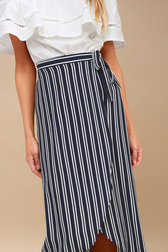 blue and white vertical striped skirt outfit