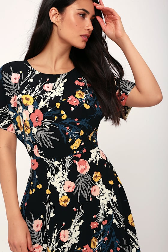 Chic Black Dress - Floral Print Dress - Short Sleeve Midi Dress