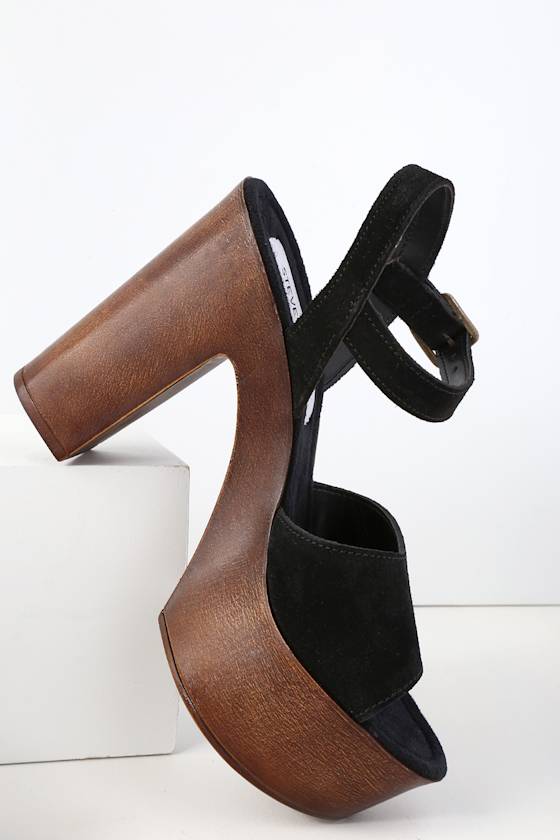 womens red casual shoes