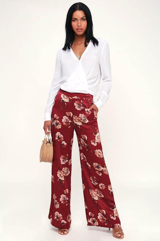 Leggings, HighWaisted Jeans, Harem Pants & Khaki Pants at Lulus