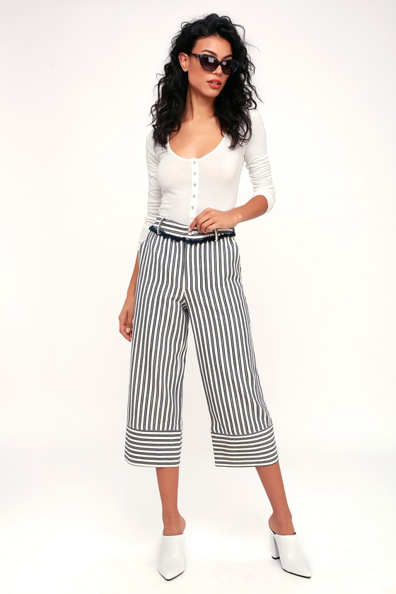 striped cropped pants