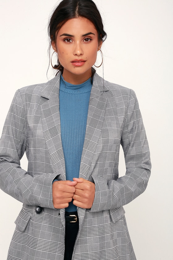 all black white blazer