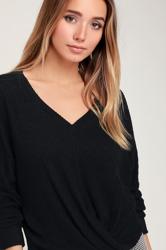 V neck twist sweater