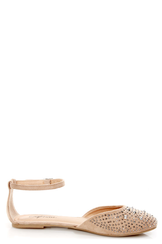 flats with spikes and studs