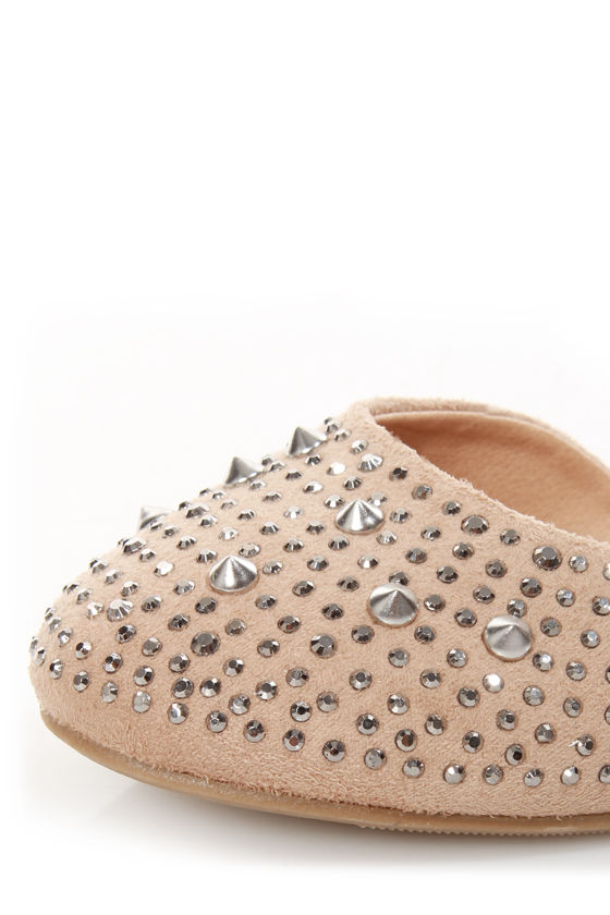 flats with spikes and studs