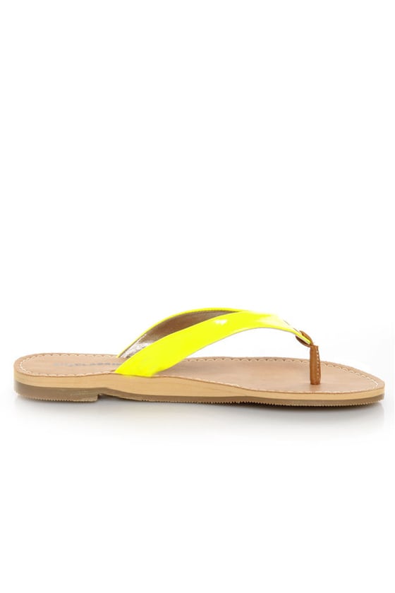 City Classified Micky Yellow Neon Patent Flip-Flop Thong Sandals - $13.00