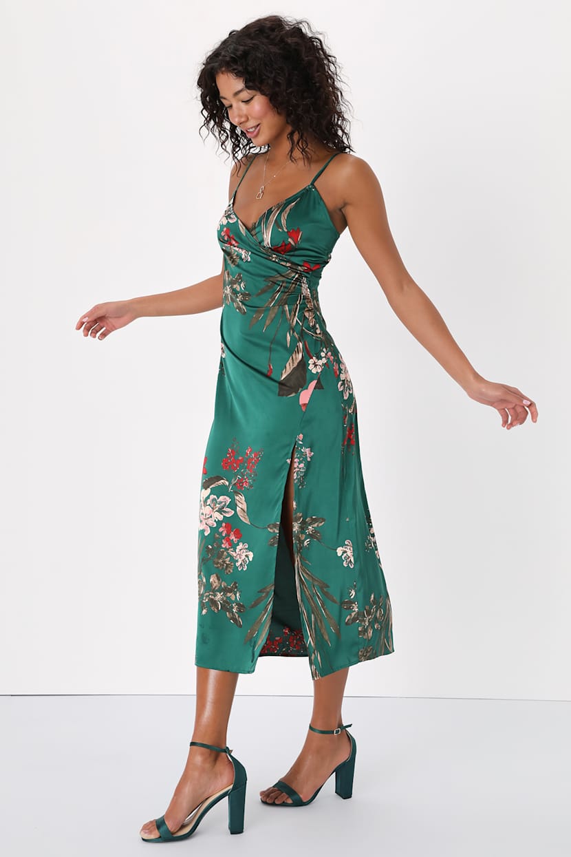 emerald green floral underwire detail draped midi dress PrettyLittleThing | Dresses | Emerald Green Floral Underwire Detail Draped Midi Dress