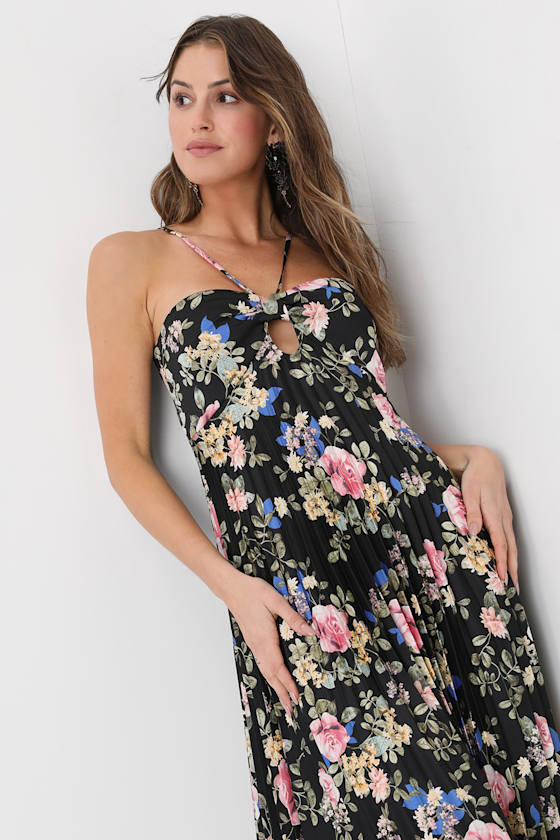 Radiant Drama Black Floral Print Pleated Halter Mid Dress 3