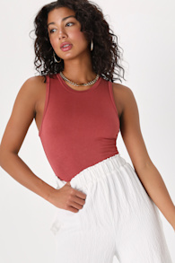 B2517: BRICK PALE 1