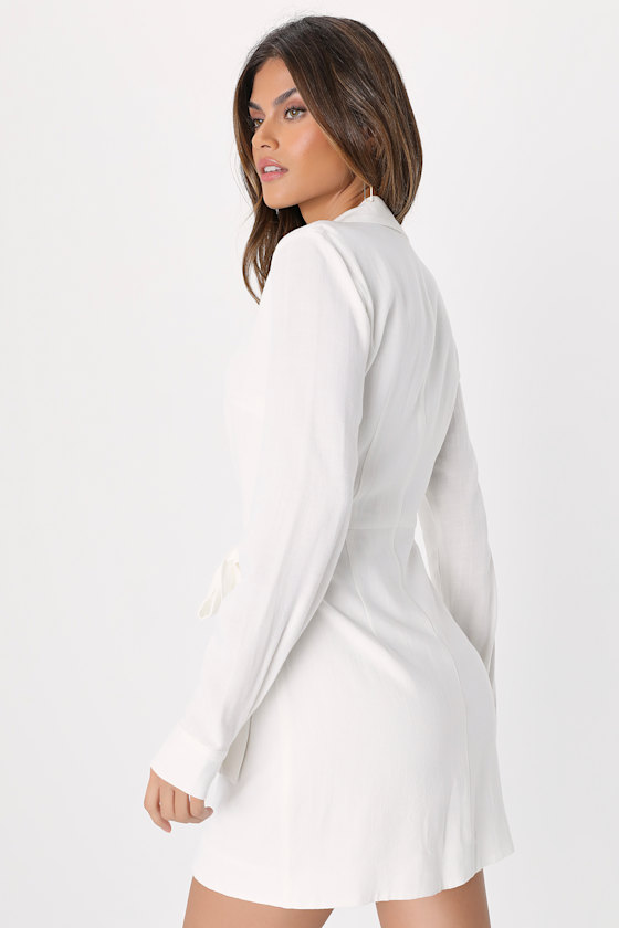 FD524Y: WHITE 2