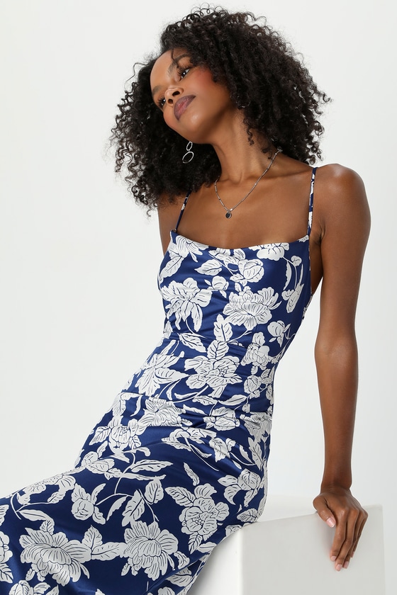 Lulus Mesmerizing Allure Blue Sleeveless Lace-up Maxi Dress