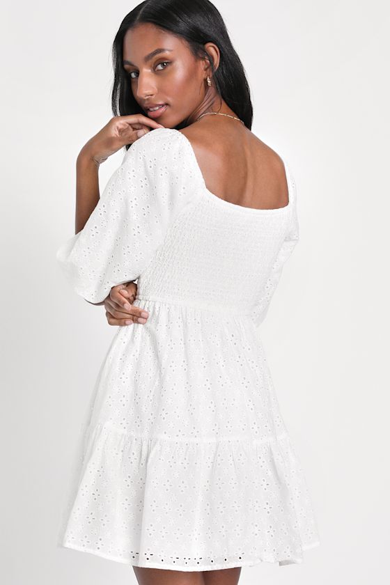 JMD14519: WHITE 4