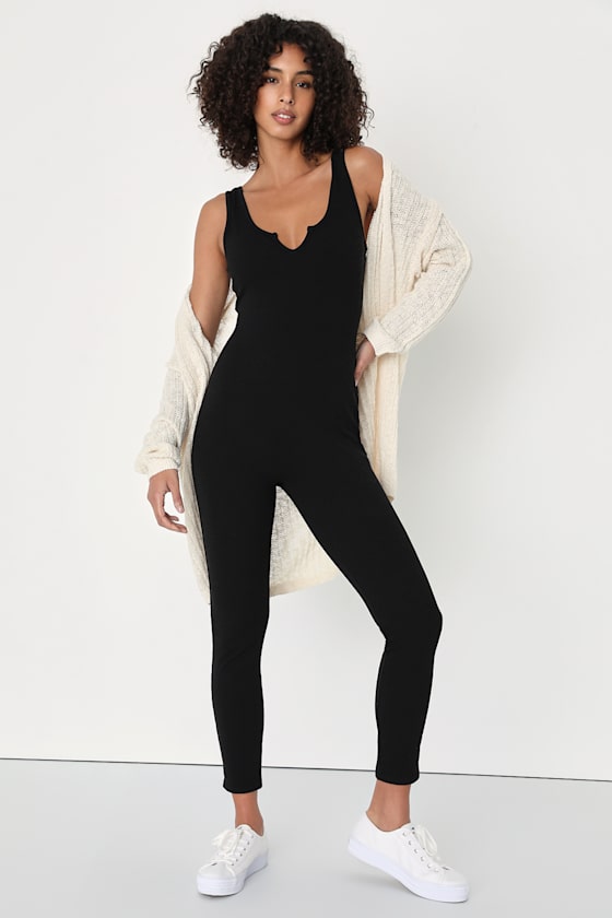 Chic Leisure Black Ribbed Knit Sleeveless Notched Jumpsuit 1