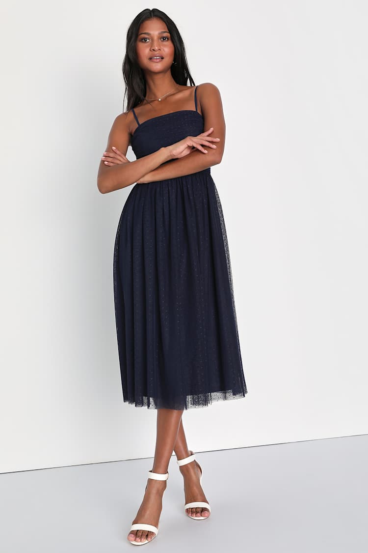 round neck midi dress with sleeves Oakland Round Neck Midi Dress