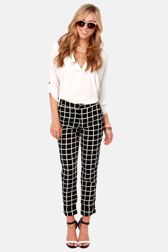 black and white check pants outfits