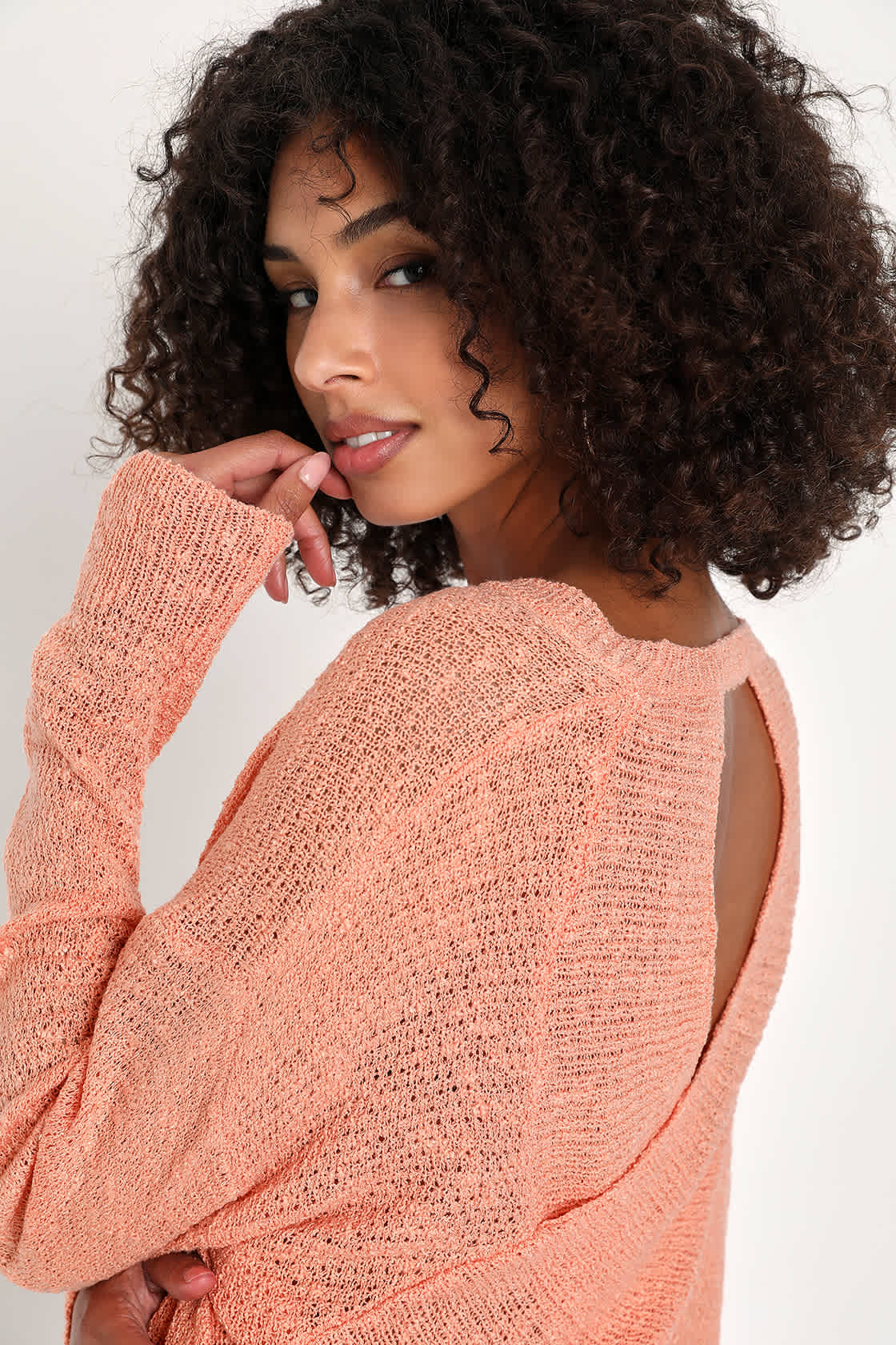 Light Peach Cut Off Raw Hedge Long Sleeve Sweatshirt
