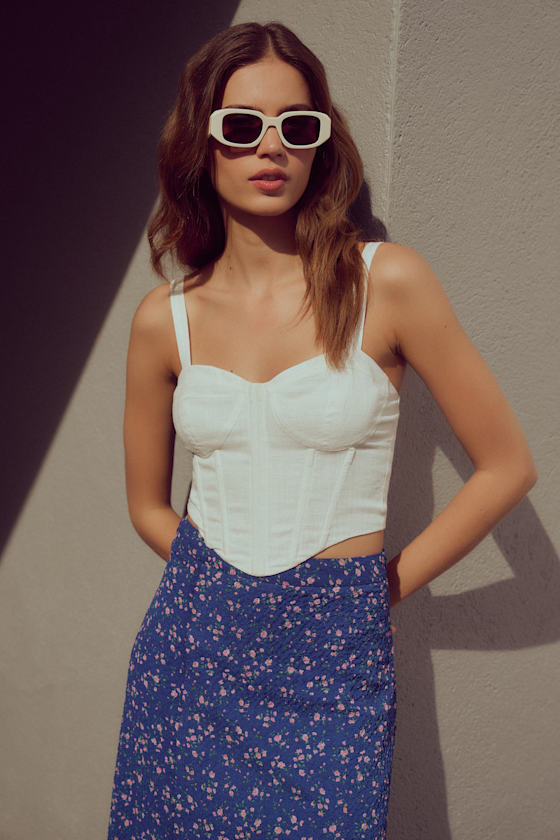Romantic Nostalgia White Linen Bustier Sleeveless Crop Top 1