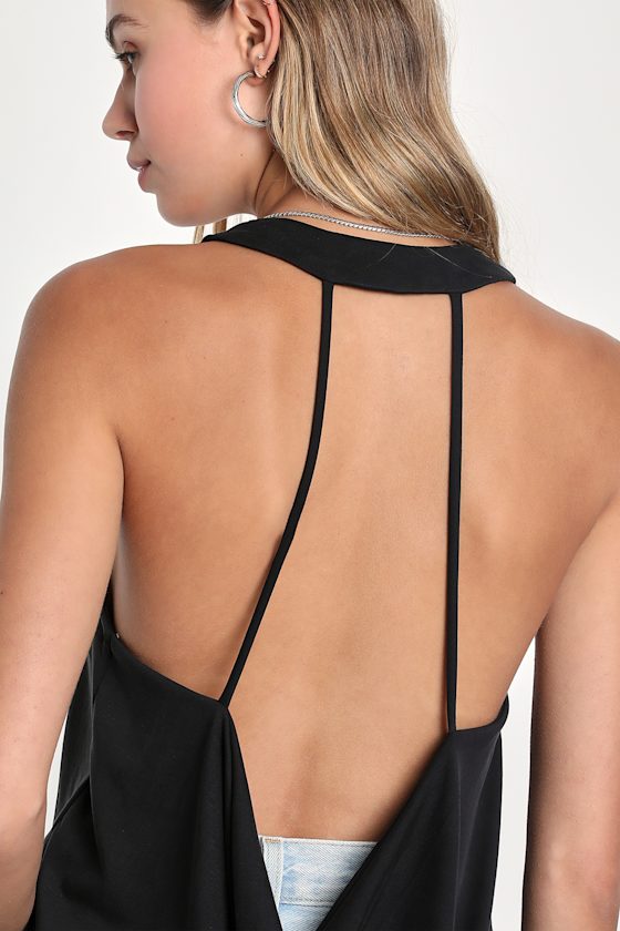 Casually Captivating Black Strappy Scoop Neck Tank Top 3