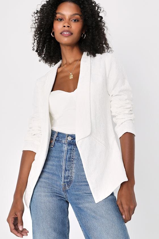 White blazer top...L >>>