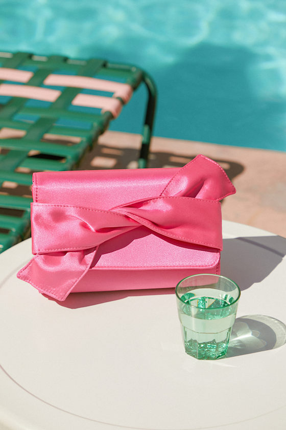 Never Been So Chic Pink Satin Knotted Clutch 2